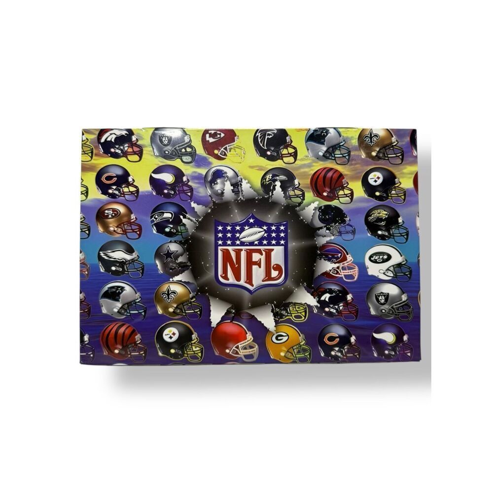 NFL Advent Calendar 24 Mini Football Player Figurines NEW
